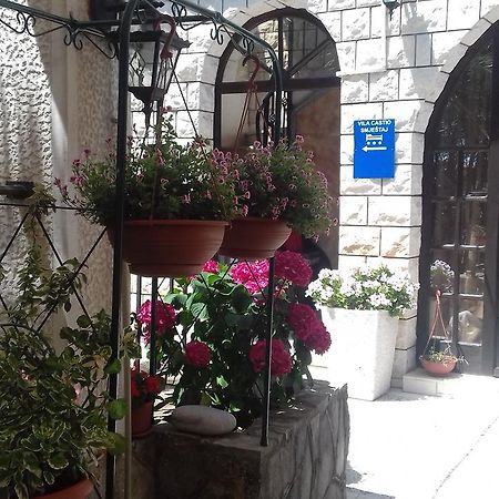 Guest House Villa Castio Petrovac Екстериор снимка