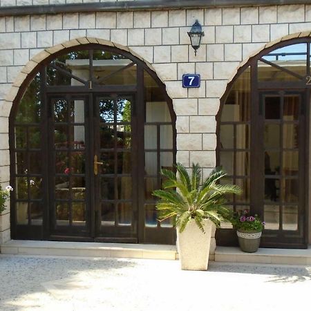 Guest House Villa Castio Petrovac Екстериор снимка