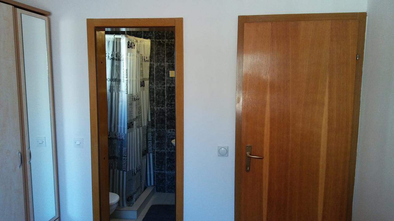 Guest House Villa Castio Petrovac Екстериор снимка