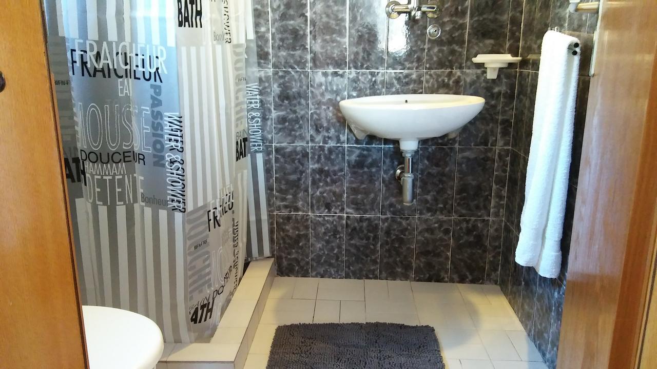 Guest House Villa Castio Petrovac Екстериор снимка