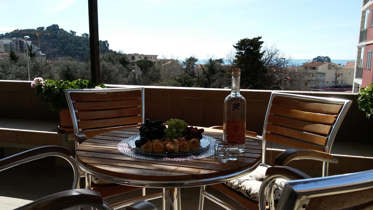 Guest House Villa Castio Petrovac Екстериор снимка