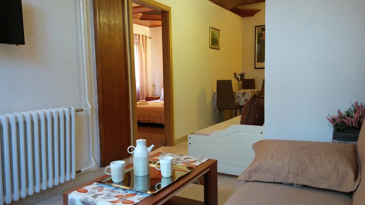Guest House Villa Castio Petrovac Екстериор снимка