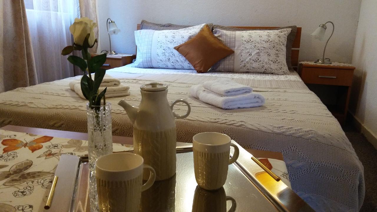 Guest House Villa Castio Petrovac Екстериор снимка