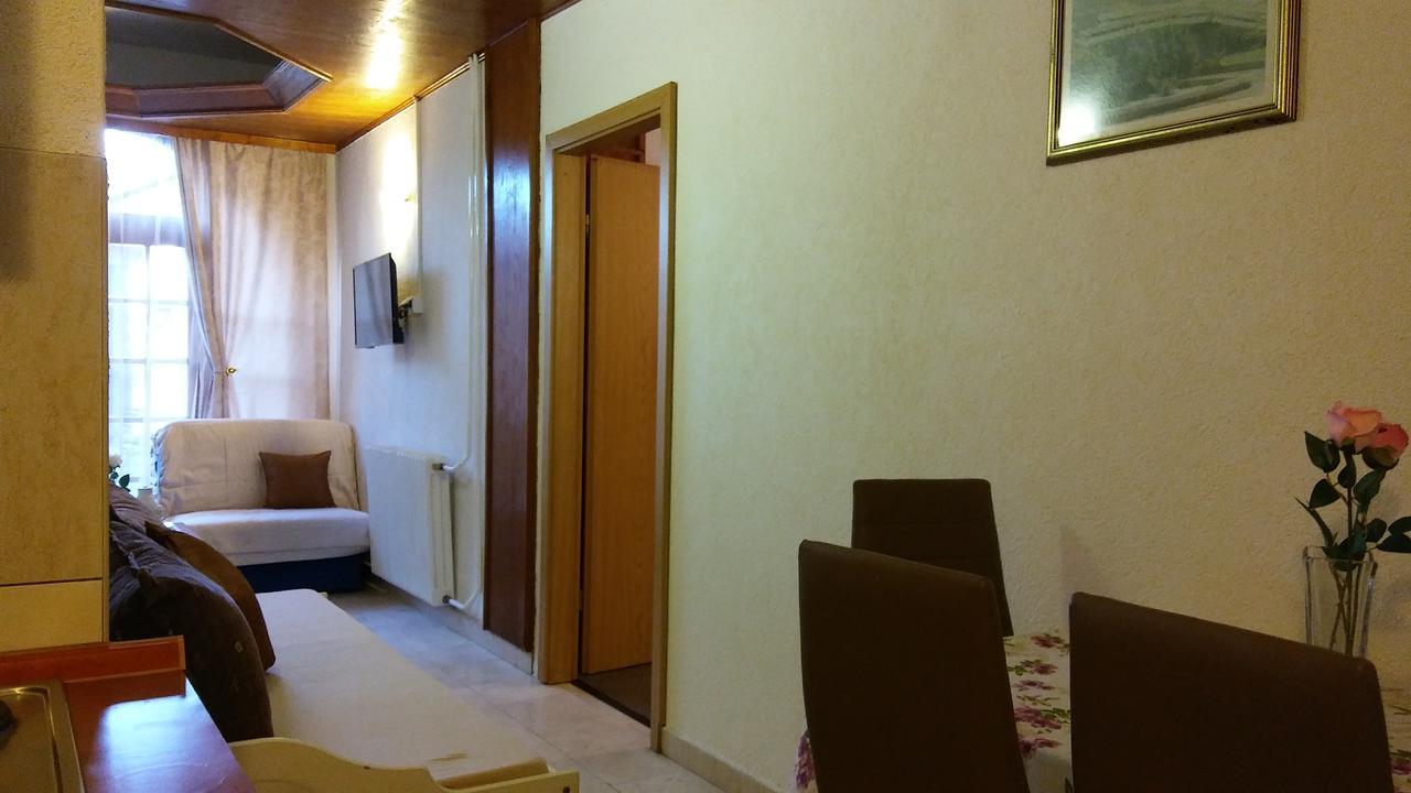Guest House Villa Castio Petrovac Екстериор снимка