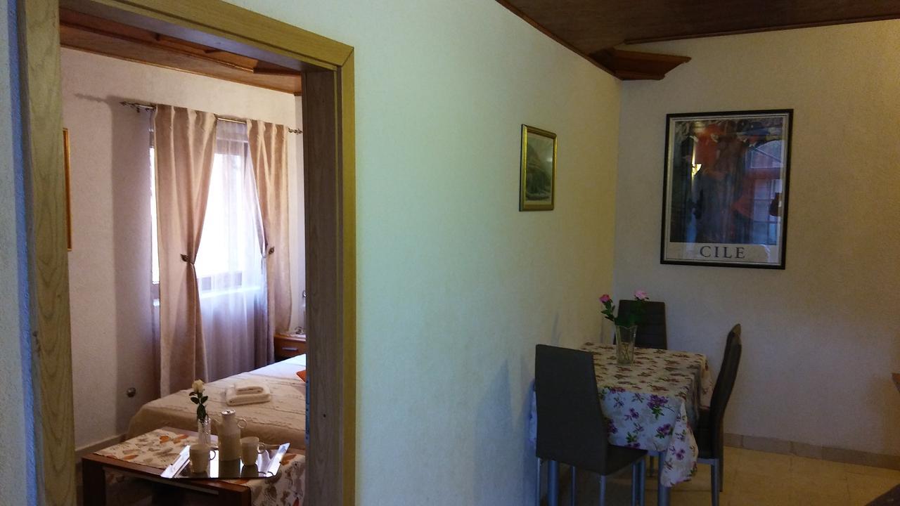 Guest House Villa Castio Petrovac Екстериор снимка