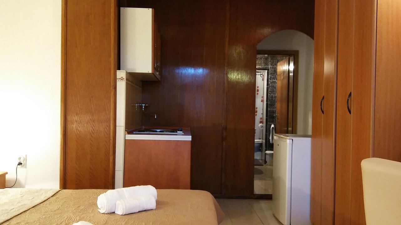 Guest House Villa Castio Petrovac Екстериор снимка